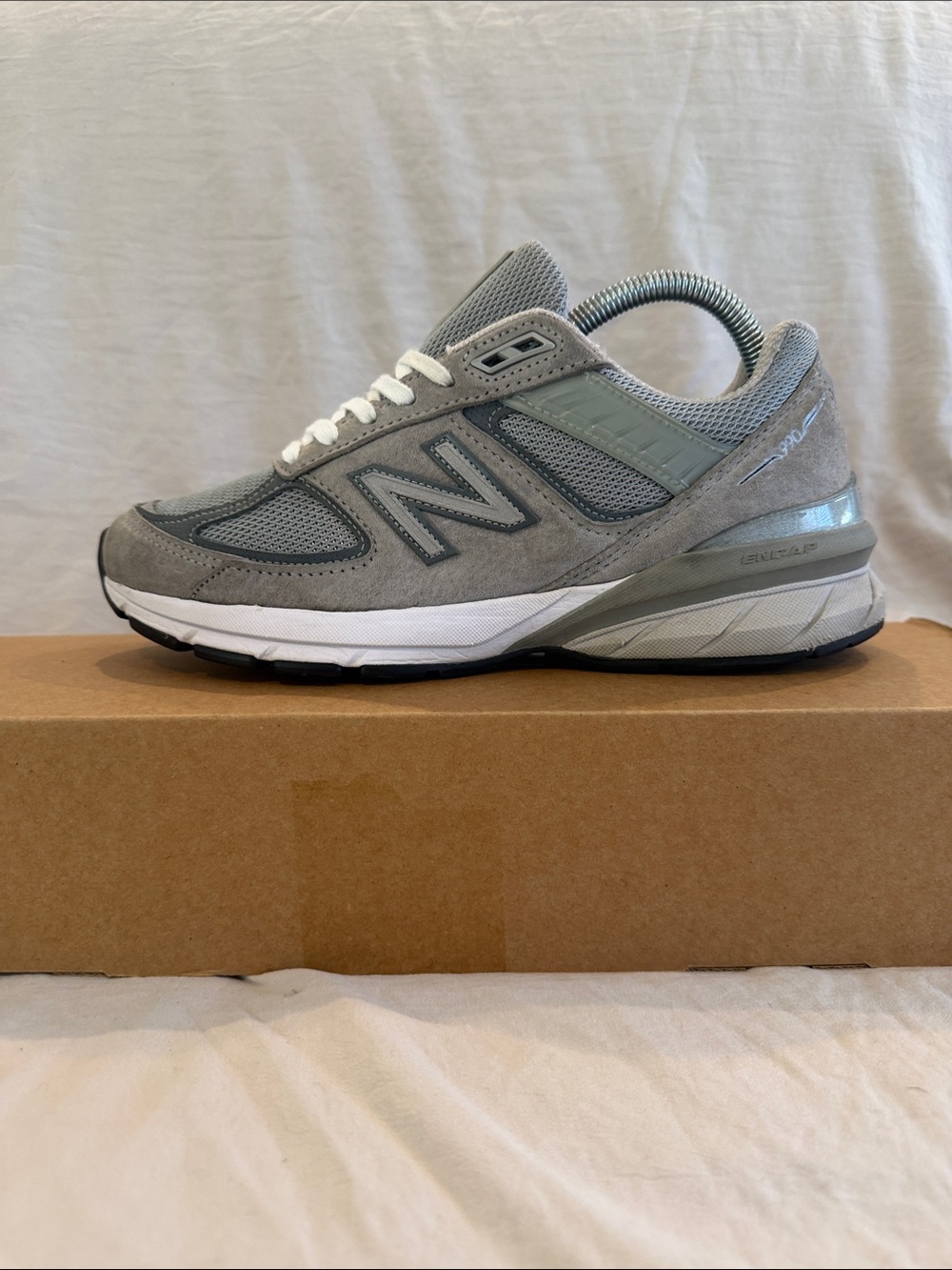 New Balance 990v5 women’s 8